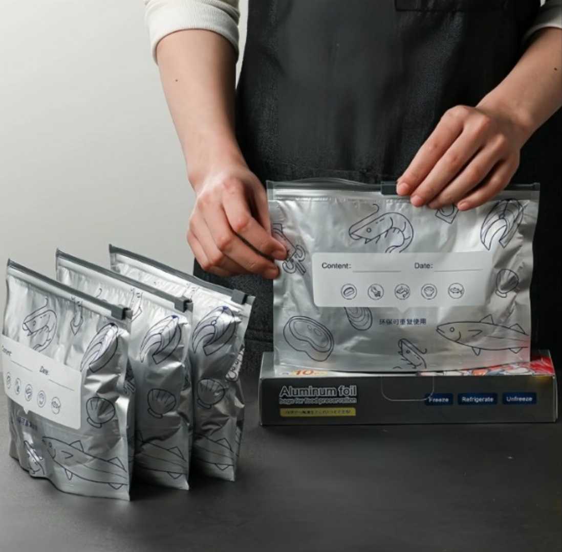 Reusable,Aluminium,Foil,Seal,Zipper,Bags,–,Leak,Proof,Freezer,Storage,Bag,for,Fish,,Meat,,Vegetables,&,Food